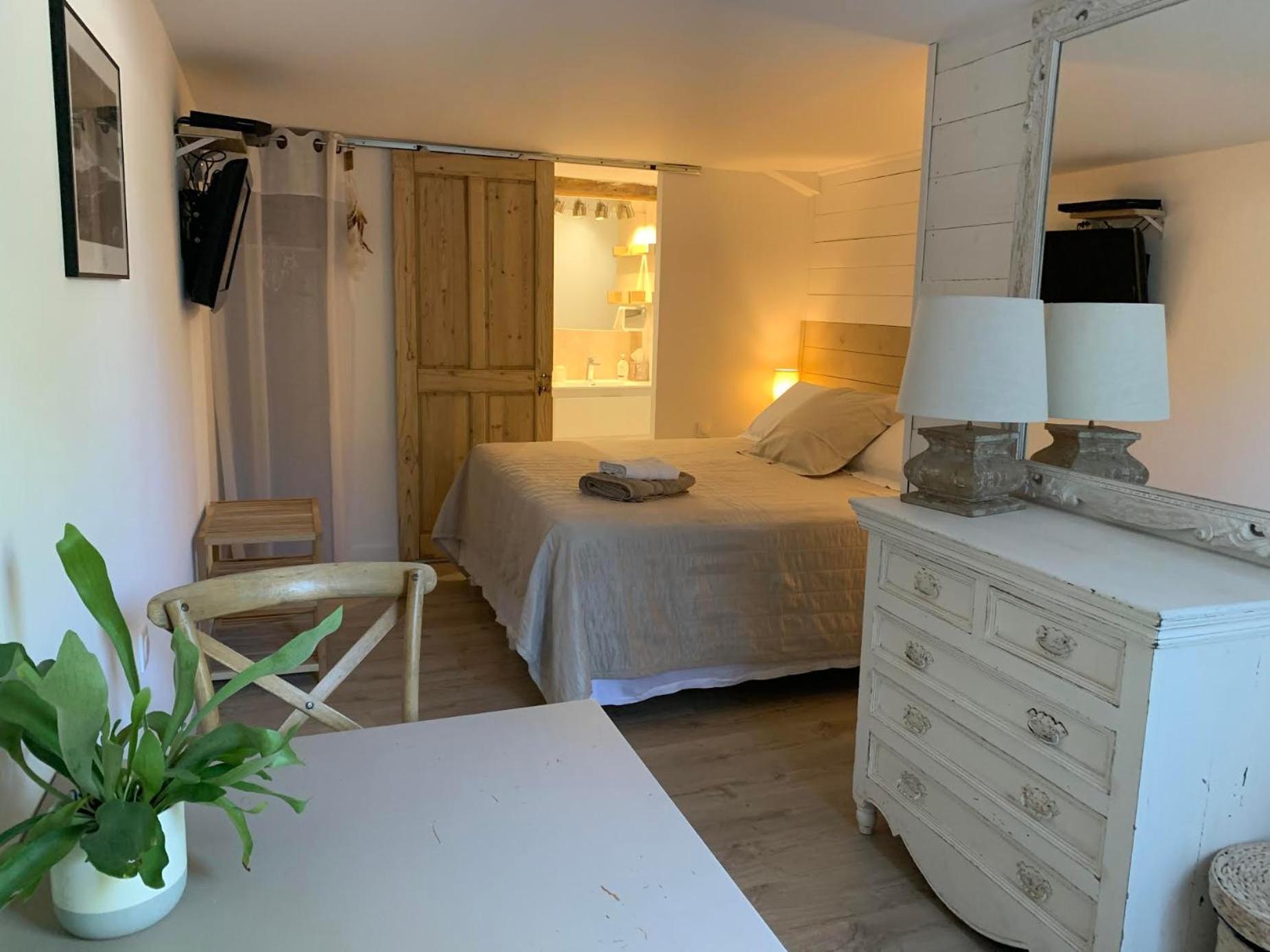 Appart'Hotel 27 Le Lion D'Or Malaucène Kültér fotó